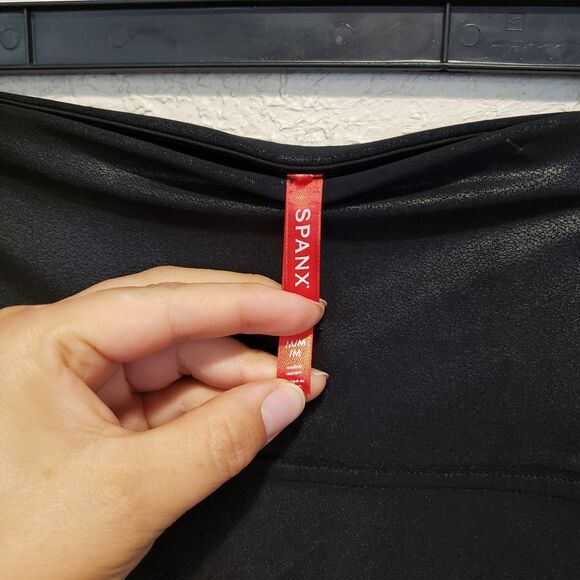 Spanx Womens Stretch Solid Mid-Rise Activewear Ankle Leggings Black Size M - Picture 5 of 7